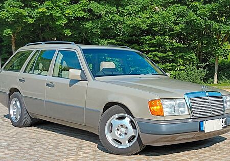 Mercedes-Benz E 230 230 TE W124 Kombi