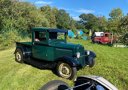 Ford Pickup Flathead V8 Traditional Hot Rod