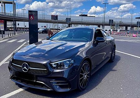 Mercedes-Benz E 400 E 400d Coupe 4MATIC AMG LINE / NIGHT-Packet