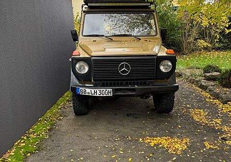 Mercedes-Benz G 300