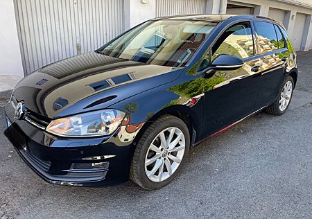 VW Golf Volkswagen 7 1.6 TDI BlueMotion Top Gepflegt