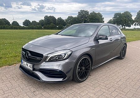 Mercedes-Benz A 45 AMG Mercedes-AMG A 45 4MATIC DCT Merced...