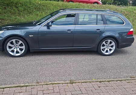 BMW 530d xDrive touring Edition Exclusive Editio...