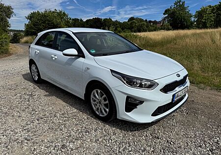 Kia Cee'd / Ceed 1.4 Cool Edition