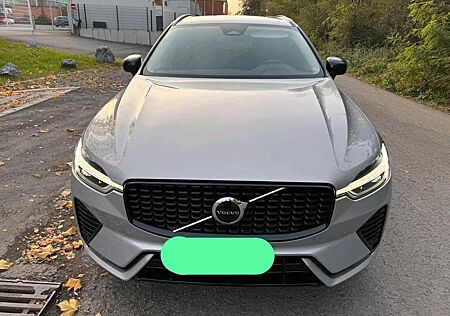 Volvo XC 60 XC60 B4 D Plus Dark Auto/MildHybrid/Garantie