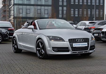 Audi TT Roadster 2.0TFSI*SPORTSITZE*FEINNAPPA*6-GANG*