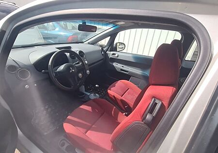 Mitsubishi Colt 1.3 TÜV 8-Fach bereift Alufelgen Klima