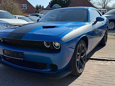 Dodge Challenger Neue Reifen M+S Leder PDC Hinten