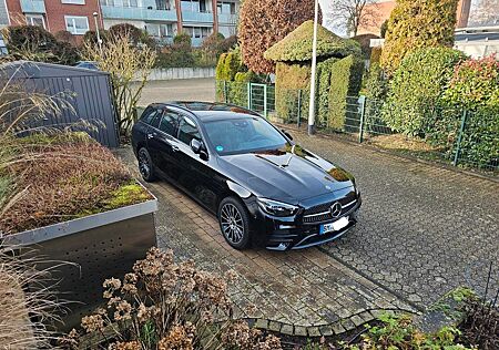 Mercedes-Benz E 300 de Allrad*AMG*Pano*Burmester*Garantie