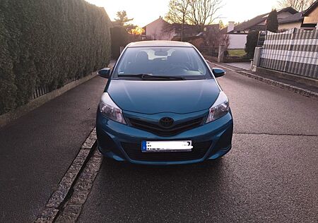 Toyota Yaris 1,33-l-Dual-VVT-i Life Life