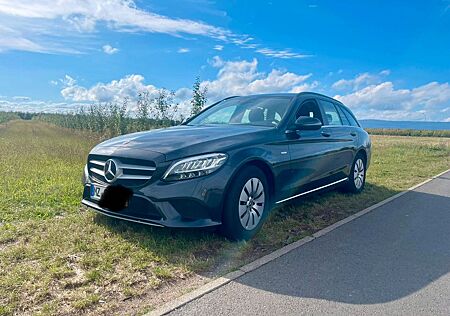 Mercedes-Benz C 220 d T Autom. -