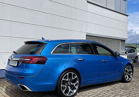 Opel Insignia Sports Tourer OPC*AHK*Pano*270 km/h