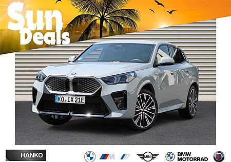 BMW iX2 eDrive20 Sun Deals 59.940,00 € UPE