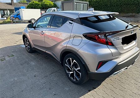 Toyota C-HR 2.0-l-VVTi Hybrid Team Deutschland Team...