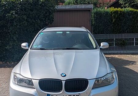 BMW 318d Touring E91 LCI