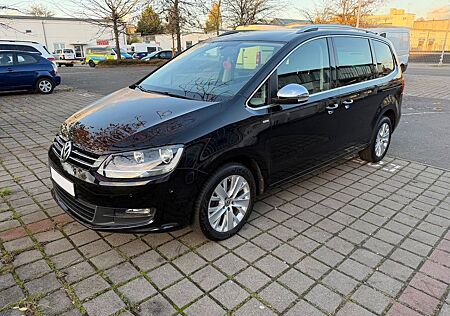 VW Sharan Volkswagen TSI 1.Hd, el. Schiebetüren, MOTOR NEU, SH