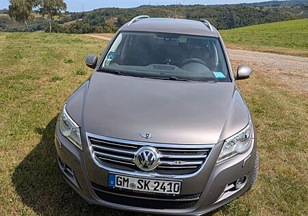 VW Tiguan Volkswagen 2.0 TDI 125kW 4MOTION Sport & Style S...