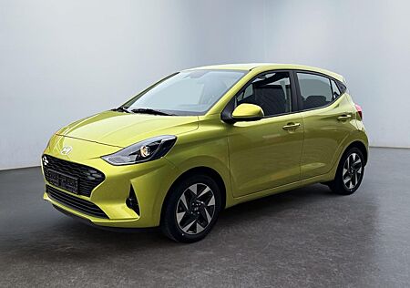 Hyundai i10 1,2 AT MJ25 Klima NAV 8Z, Spha BT PDC