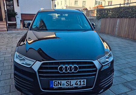 Audi Q3 2.0 TDI S tronic -