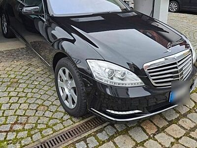 Mercedes-Benz Mercedes S 350 (W221 MOPF)Top Zustand, Behörden.