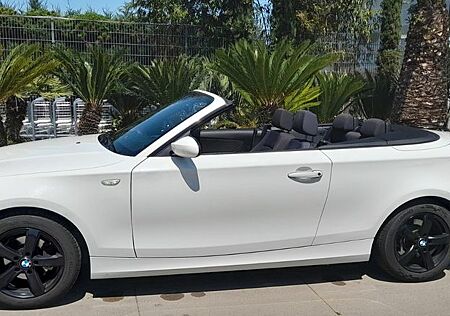 BMW 118i Cabrio,Topzustand, Service+Reifen neu