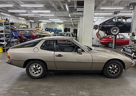 Porsche 924 Ehrliches, weitgehend originales Fahrzeug mi