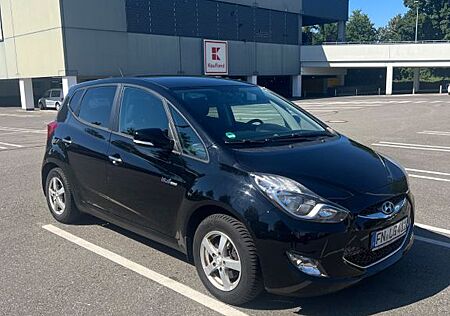 Hyundai ix20 1.6 125PS / Klima / 8-Fach /SHZ