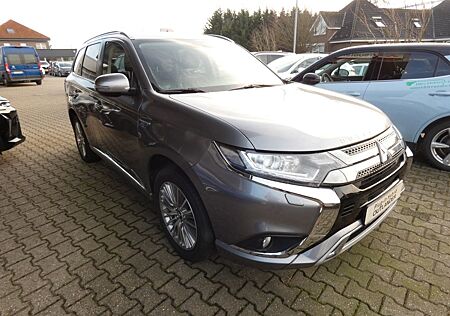 Mitsubishi Outlander Basis Spirit PHEV 2.4 ,,NAVI"
