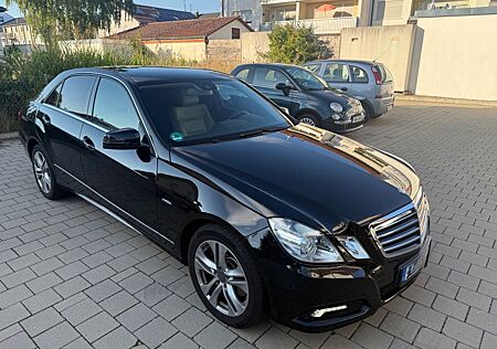 Mercedes-Benz E 250 CDI BlueEFFICIENCY AVANTGARDE AVANTGARDE