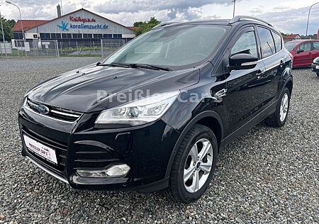 Ford Kuga Titanium 2.0 TDCi 4x4 AHK Bi-Xenon Navi SHZ