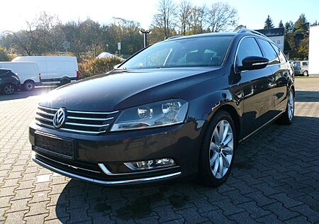 VW Passat Variant Volkswagen Highline-Leder-TÜV