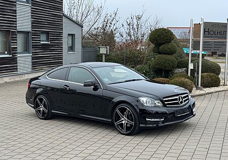 Mercedes-Benz C 250 C Coupe CGI AMG PAKET