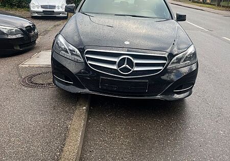 Mercedes-Benz E 220 E Limousine BlueTec