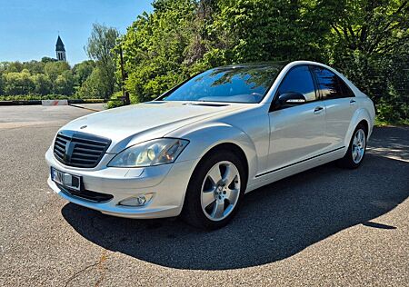 Mercedes-Benz S 550