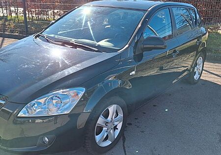 Kia Cee'd / Ceed Sporty Wagon 1.6 CRDi 115PS EX EX