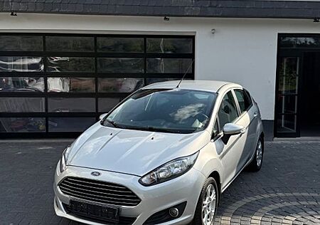 Ford Fiesta Trend SHZ*SCHECKHEFT*