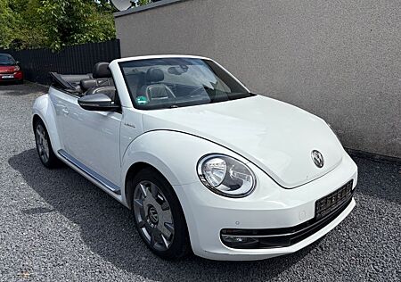 VW Beetle Volkswagen Cabriolet/Klima/Navi/Leder/PDC