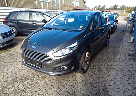 Ford S-Max Titanium 7 SITZ.