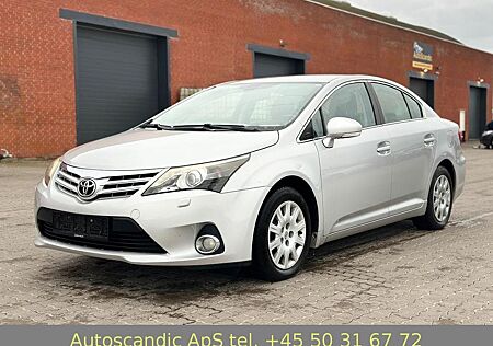 Toyota Avensis Basis