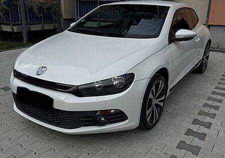 VW Scirocco gebraucht kaufen VW Scirocco Volkswagen 1. Hand/ neuer Motor /8-fach bereift