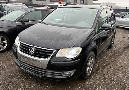 VW Touran Volkswagen Freestyle 2.0TDI/XENON/6-GANG/KLIMAAUTO/