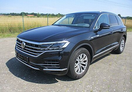 VW Touareg Volkswagen 3.0 TDI AT 4Motion Elegance AHK ACC SHZ