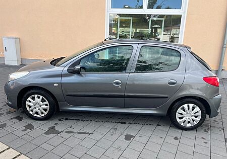 Peugeot 206 + 1.4 75 KLIMA