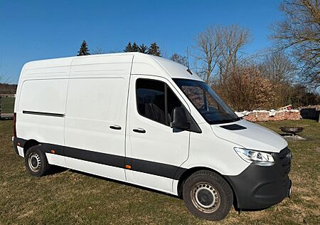 Mercedes-Benz Sprinter 215 CDI