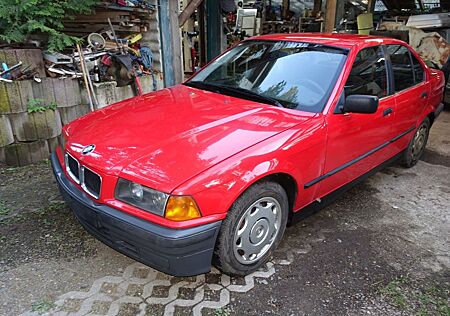 BMW 318i e36 Lim 3.Hd H-Fhg. kaum Rost Surviour