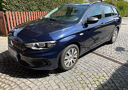 Fiat Tipo 1.4 T-Jet MORE MORE