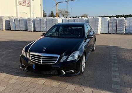 Mercedes-Benz E 350 CGI BlueEFFICIENCY -