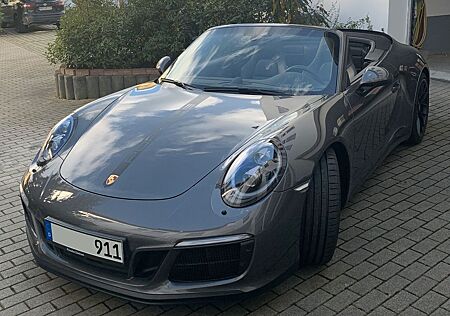 Porsche 991 911 Carrera 4 GTS Cabrio .2 - VOLL