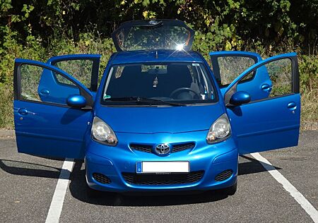 Toyota Aygo (X) Aygo (X) 1,0-l-VVT-i CoolBlue CoolBlue