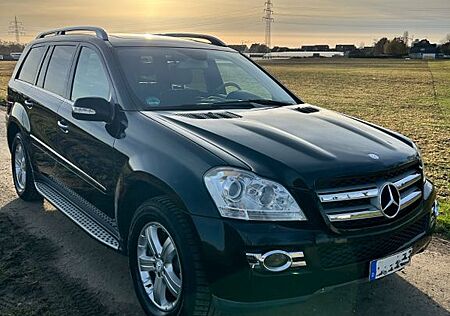 Mercedes-Benz GL 500 Mercedes 4MATIC - schwarz / JAPAN GL 550